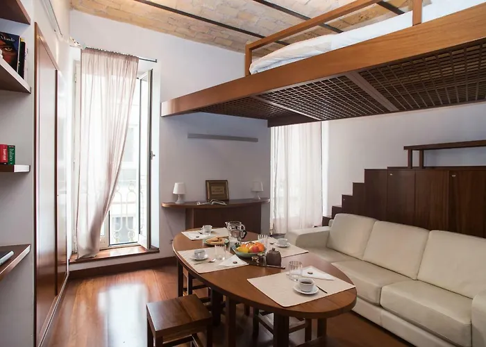 Trevi Fountain - Lovely Loft Apartment